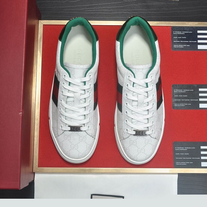 G*u*i casual shoes